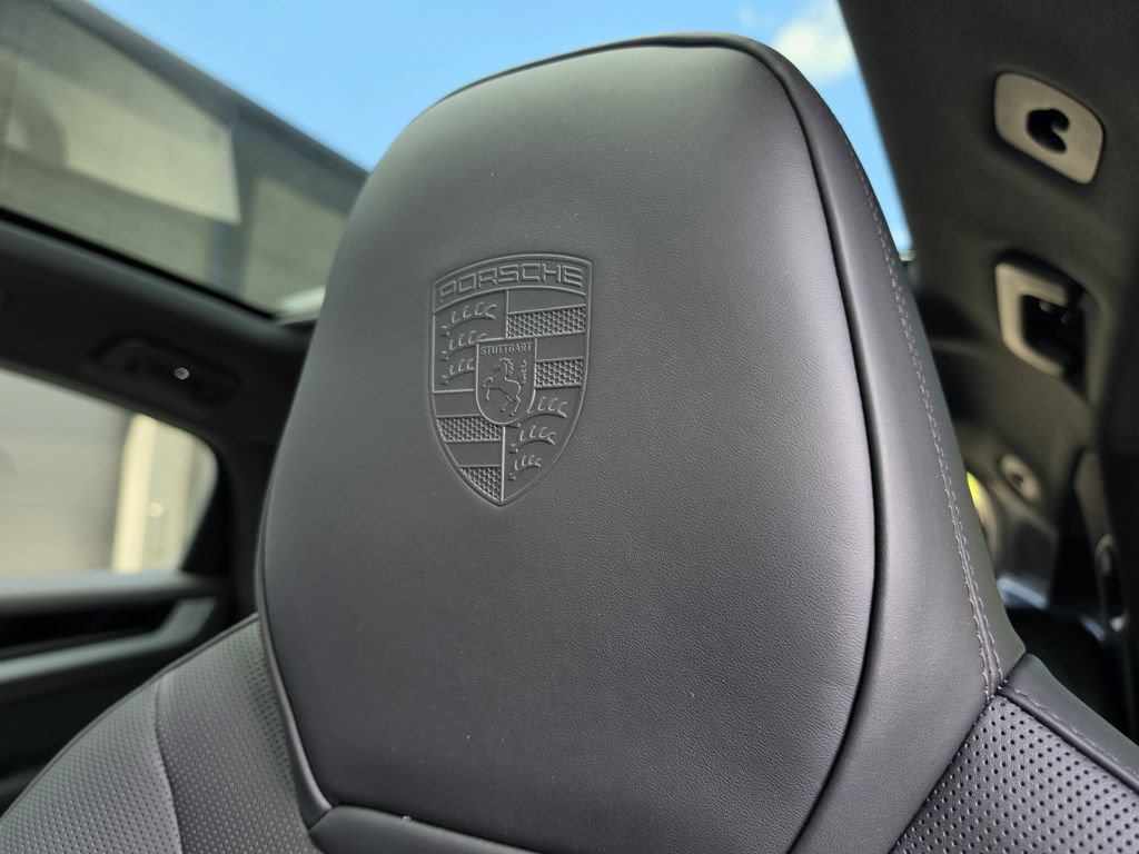 Certified 2026 Porsche Cayenne S AWD/4WD image 21