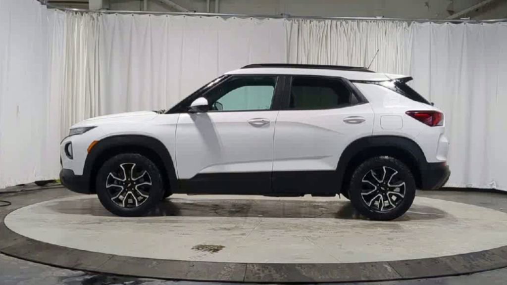 Used 2023 Chevrolet TrailBlazer ACTIV image 6