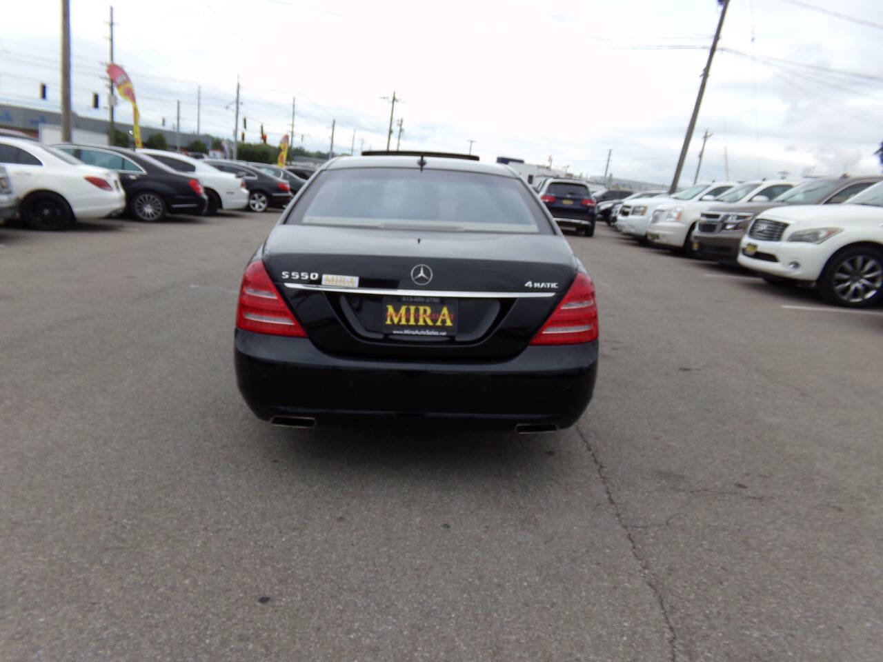 Used 2011 Mercedes-Benz S 550 4MATIC image 7