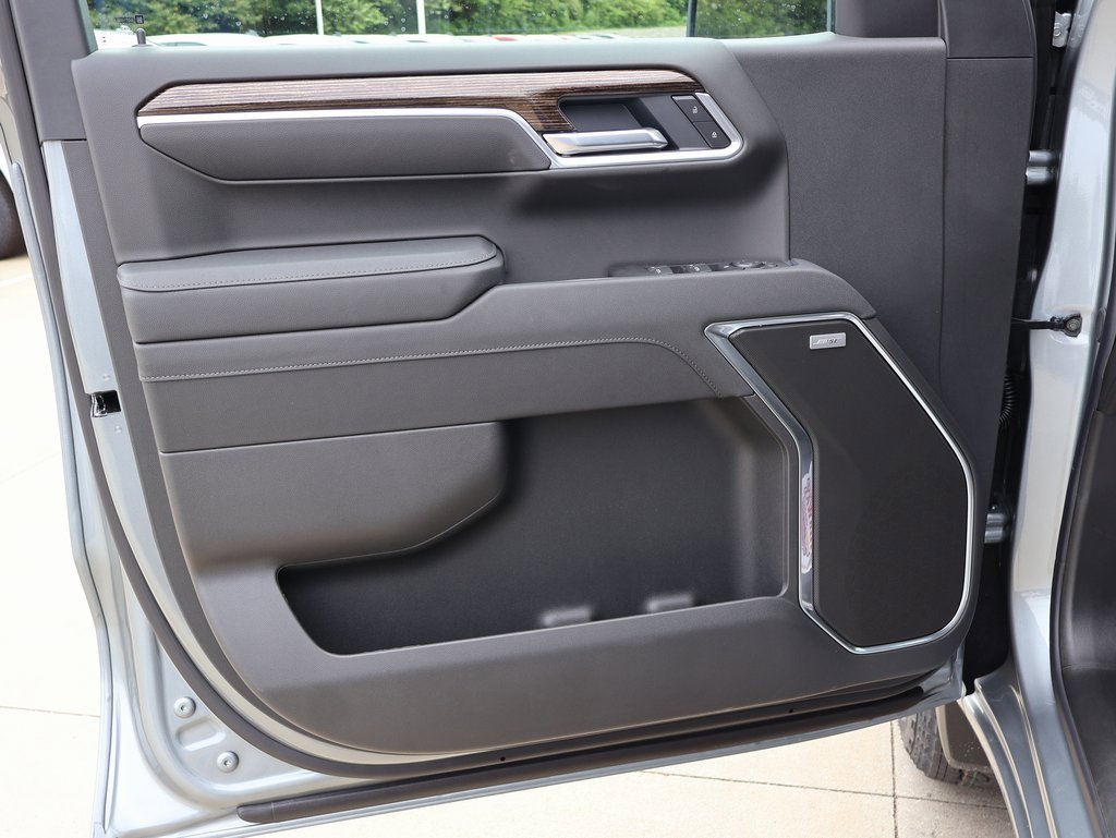 New 2026 GMC Sierra 1500 Elevation w/ Elevation Premium Package image 11