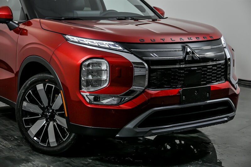 New 2026 Mitsubishi Outlander SE AWD/4WD image 2