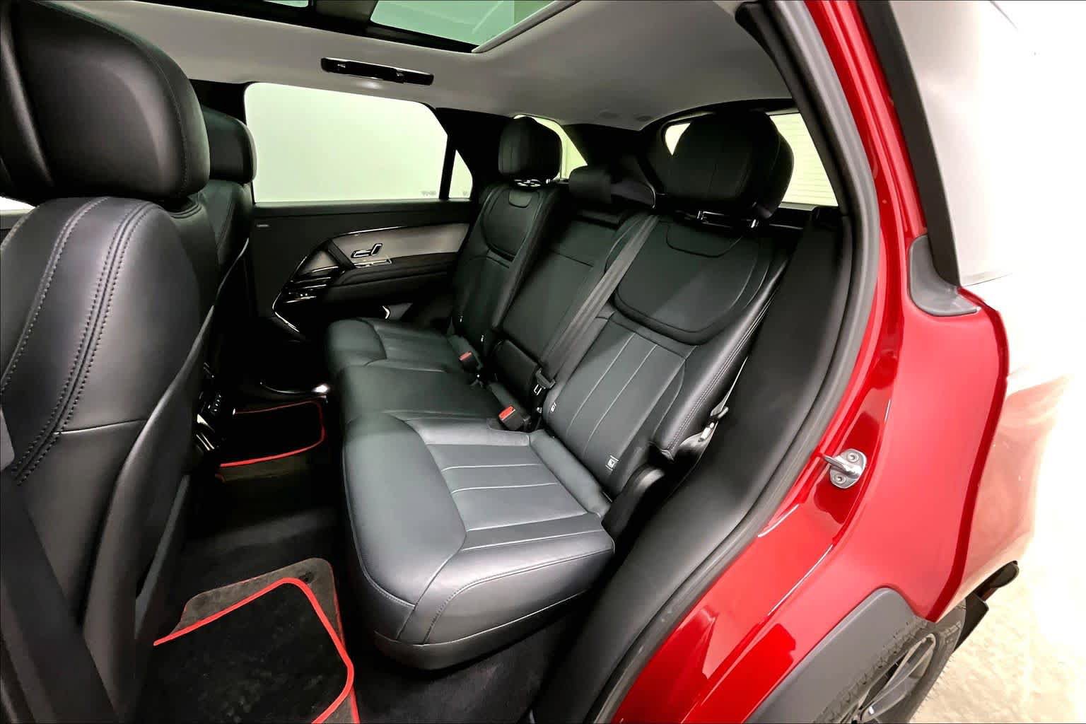 Used 2023 Land Rover Range Rover Sport SE image 21