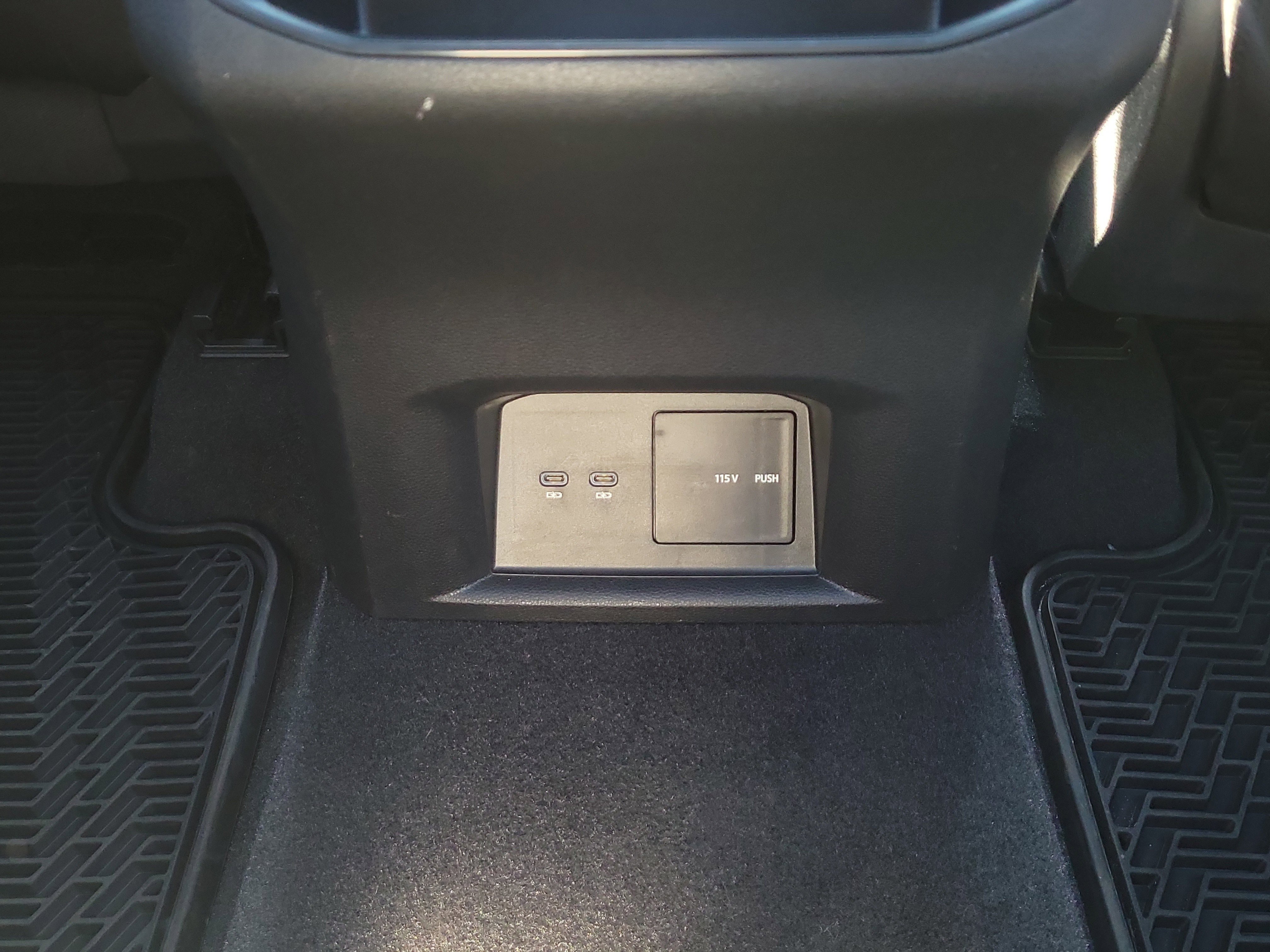 Used 2023 Volkswagen Atlas Cross Sport SEL R-Line image 12