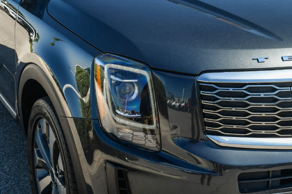 Used 2021 Kia Telluride S FWD image 4