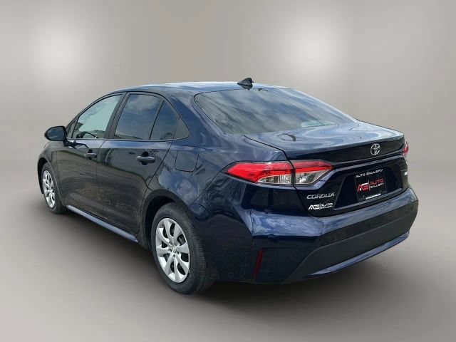 Used 2022 Toyota Corolla LE FWD image 7