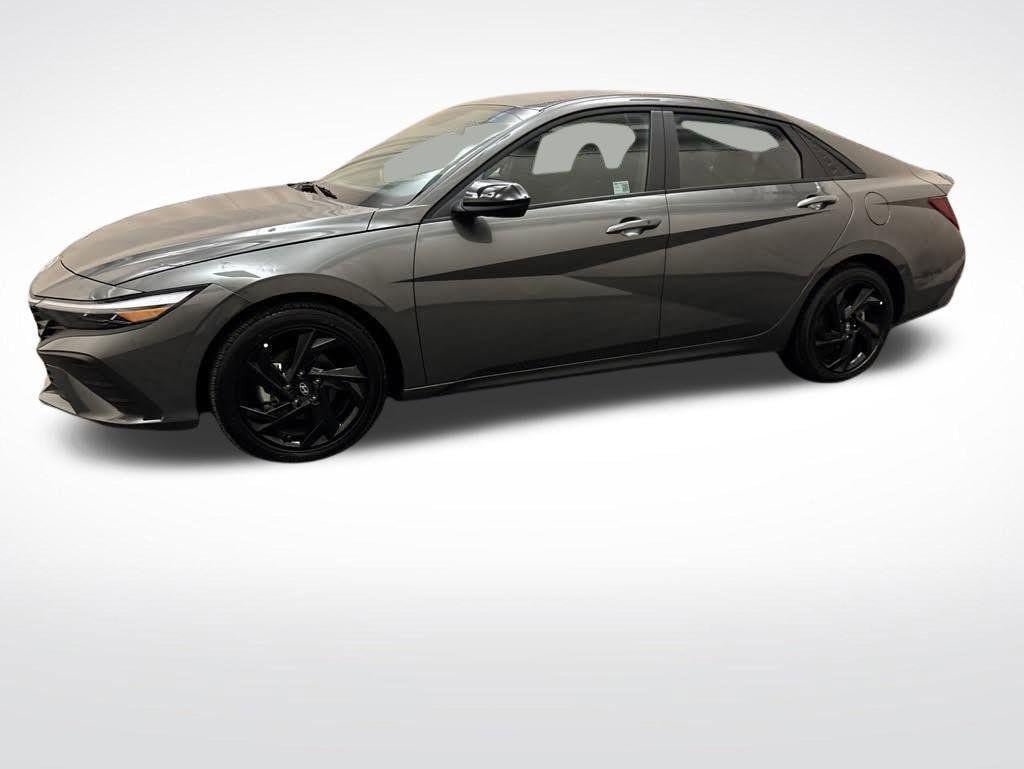 New 2026 Hyundai Elantra Sport w/ Cargo Package FWD image 7