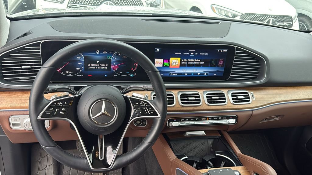 Certified 2025 Mercedes-Benz GLE 350 4MATIC image 22