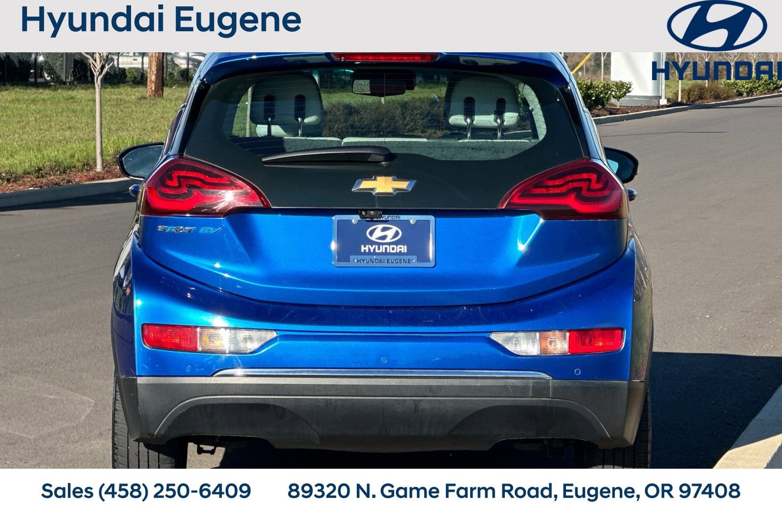 Used 2017 Chevrolet Bolt Premier w/ Driver Confidence II Package image 4