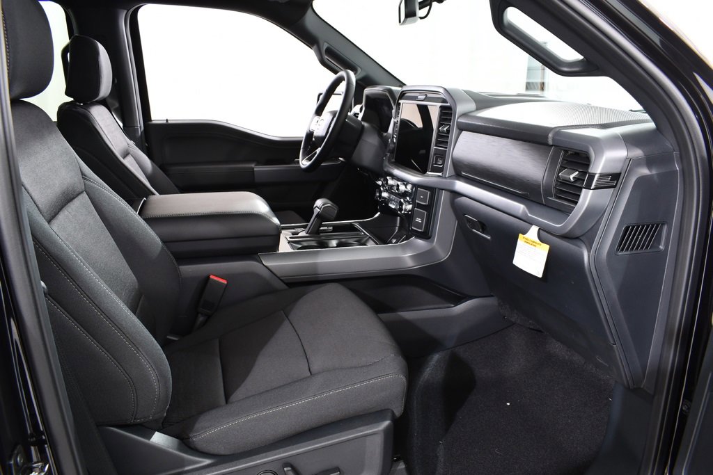 New 2026 Ford F150 XLT w/ Equipment Group 302A MID image 10