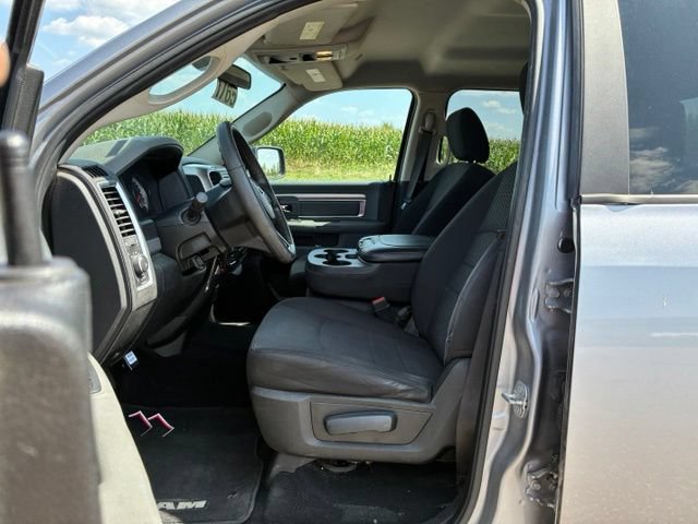 Used 2019 RAM 1500 Warlock AWD/4WD image 9