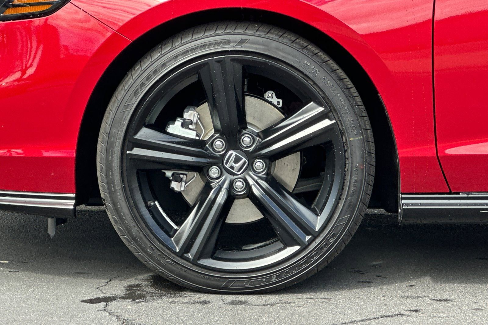 Used 2025 Honda Accord Sport image 32