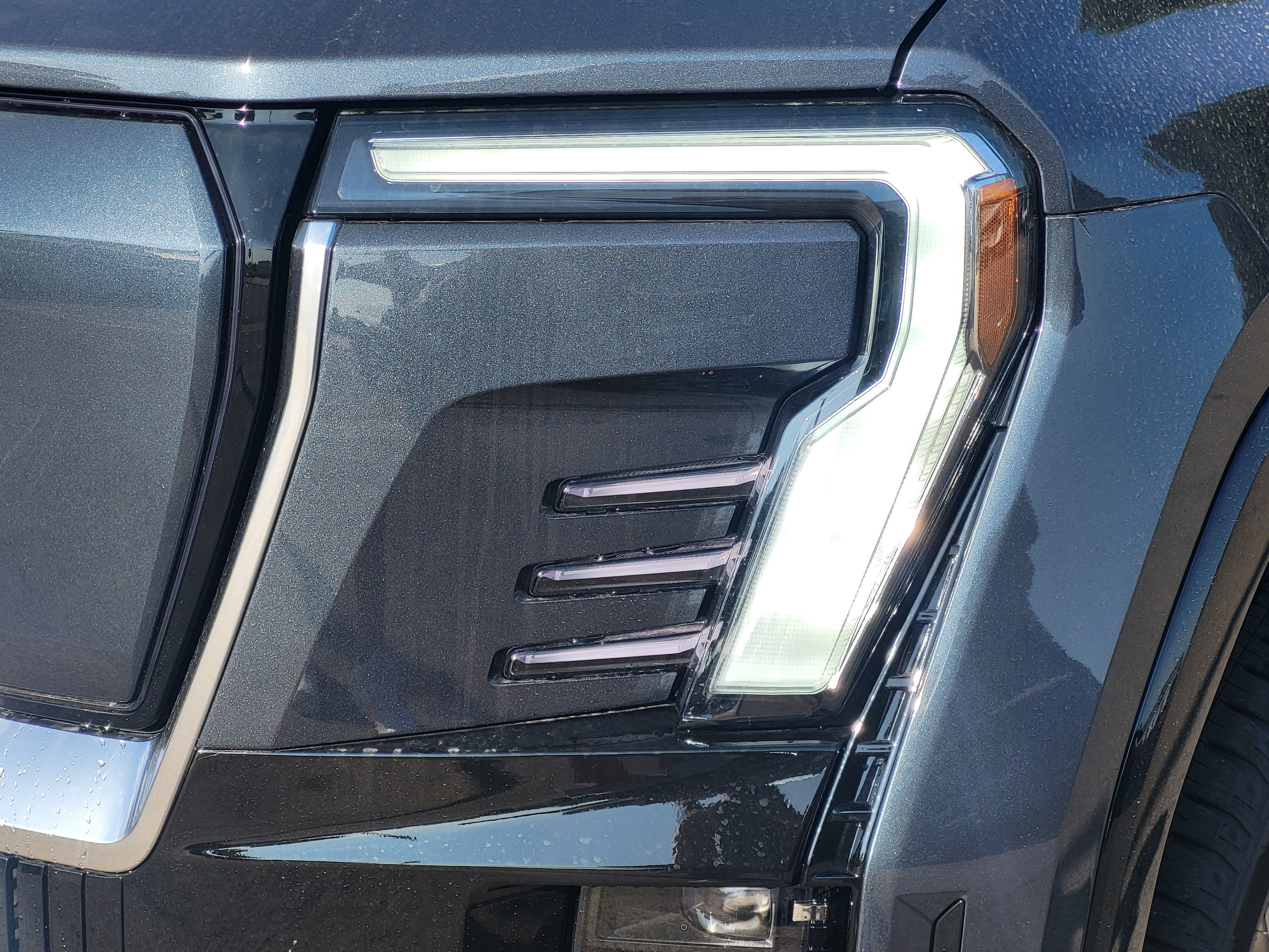 New 2026 GMC Sierra EV Denali AWD/4WD image 8