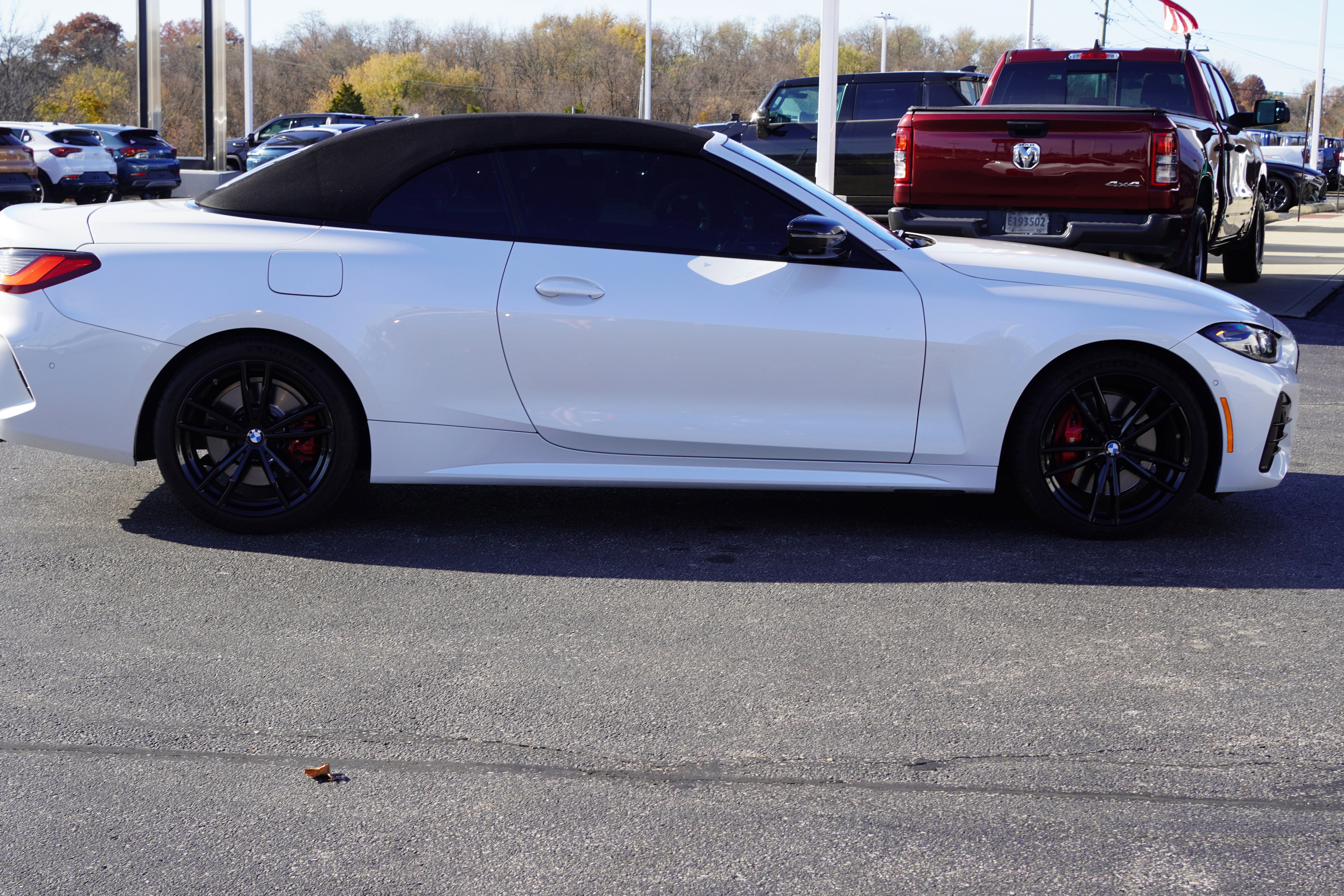 Used 2022 BMW 440i xDrive Convertible w/ Premium Package image 14