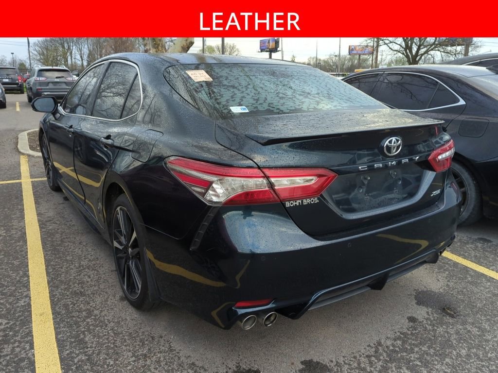 Used 2018 Toyota Camry XSE image 4