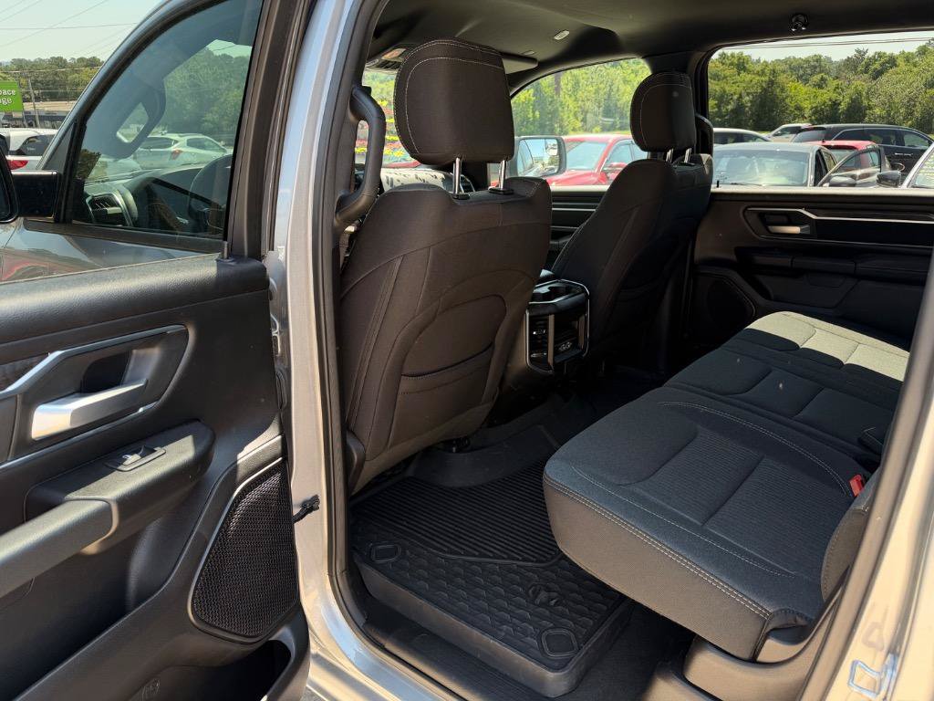 Used 2024 RAM 1500 Big Horn RWD image 6