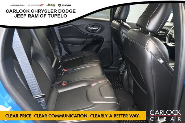 Used 2020 Jeep Cherokee Latitude Plus FWD image 28