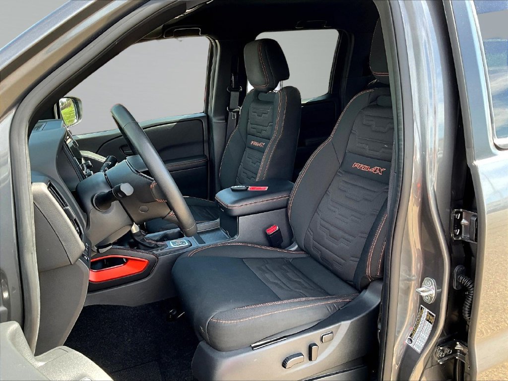 Used 2026 Nissan Frontier PRO-4X AWD/4WD image 24