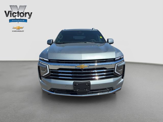 New 2026 Chevrolet Suburban LT w/ Comfort Package AWD/4WD image 2