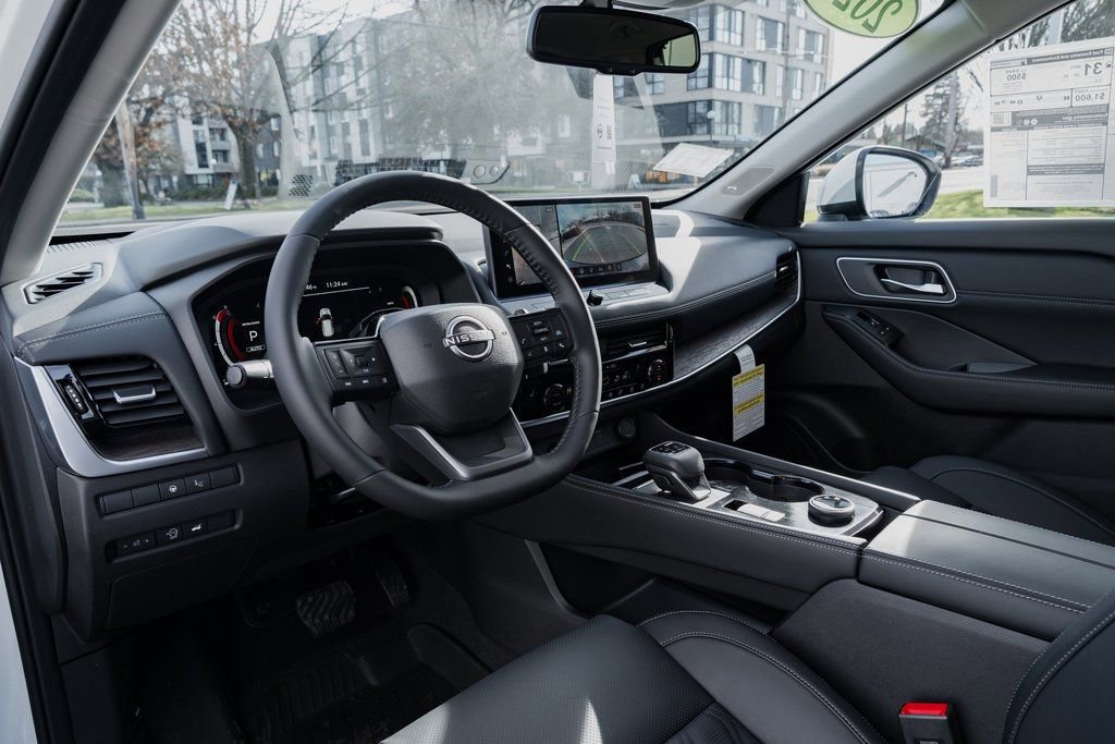 New 2026 Nissan Rogue Platinum image 21