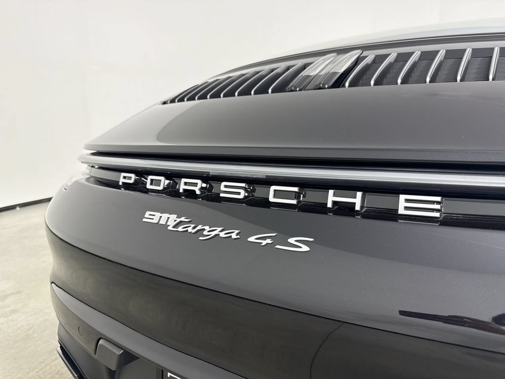 Certified 2023 Porsche 911 Targa 4S AWD/4WD image 18