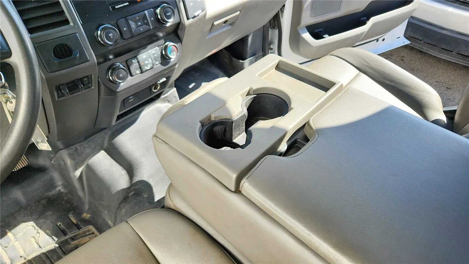 Used 2019 Ford F350 XL w/ Power Equipment Group image 30