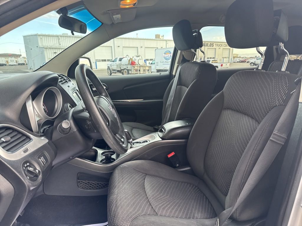 Used 2014 Dodge Journey SXT w/ Flexible Seating Group image 11