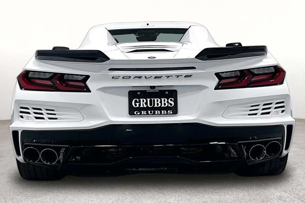 Used 2024 Chevrolet Corvette E-Ray AWD/4WD image 4