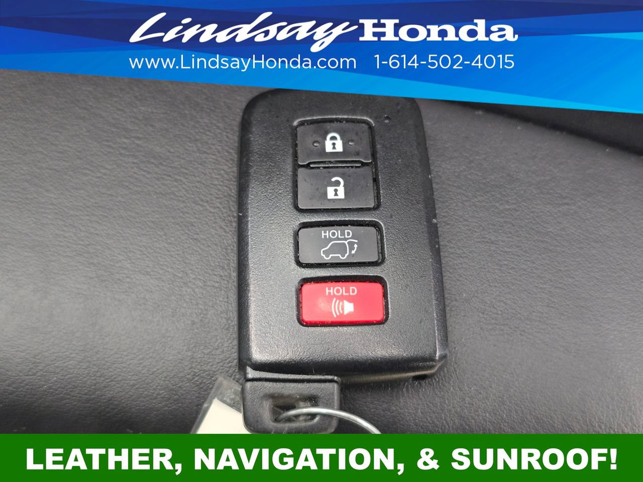 Used 2019 Toyota Highlander XLE AWD/4WD image 23