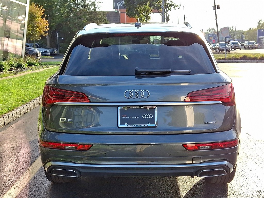 Certified 2023 Audi Q5 2.0T Premium w/ Convenience Package image 11