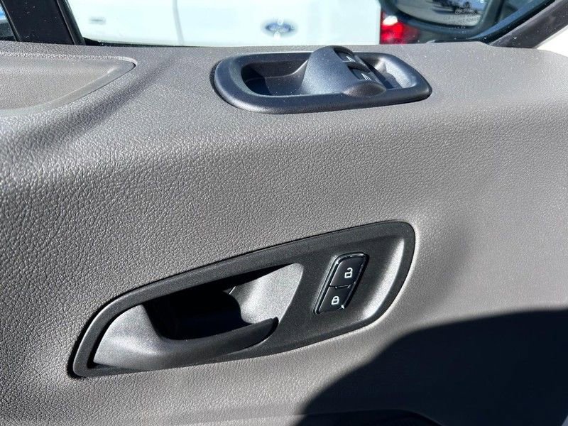 New 2026 Ford Transit 250 148 Medium Roof image 17