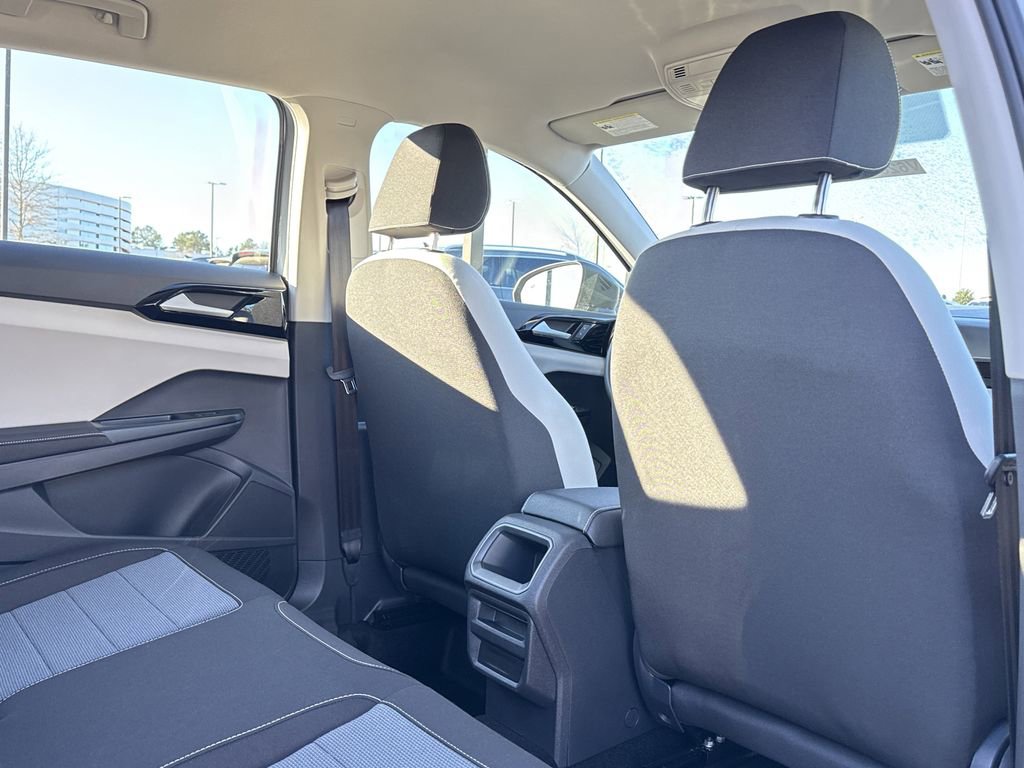 New 2026 Volkswagen Taos S FWD image 16