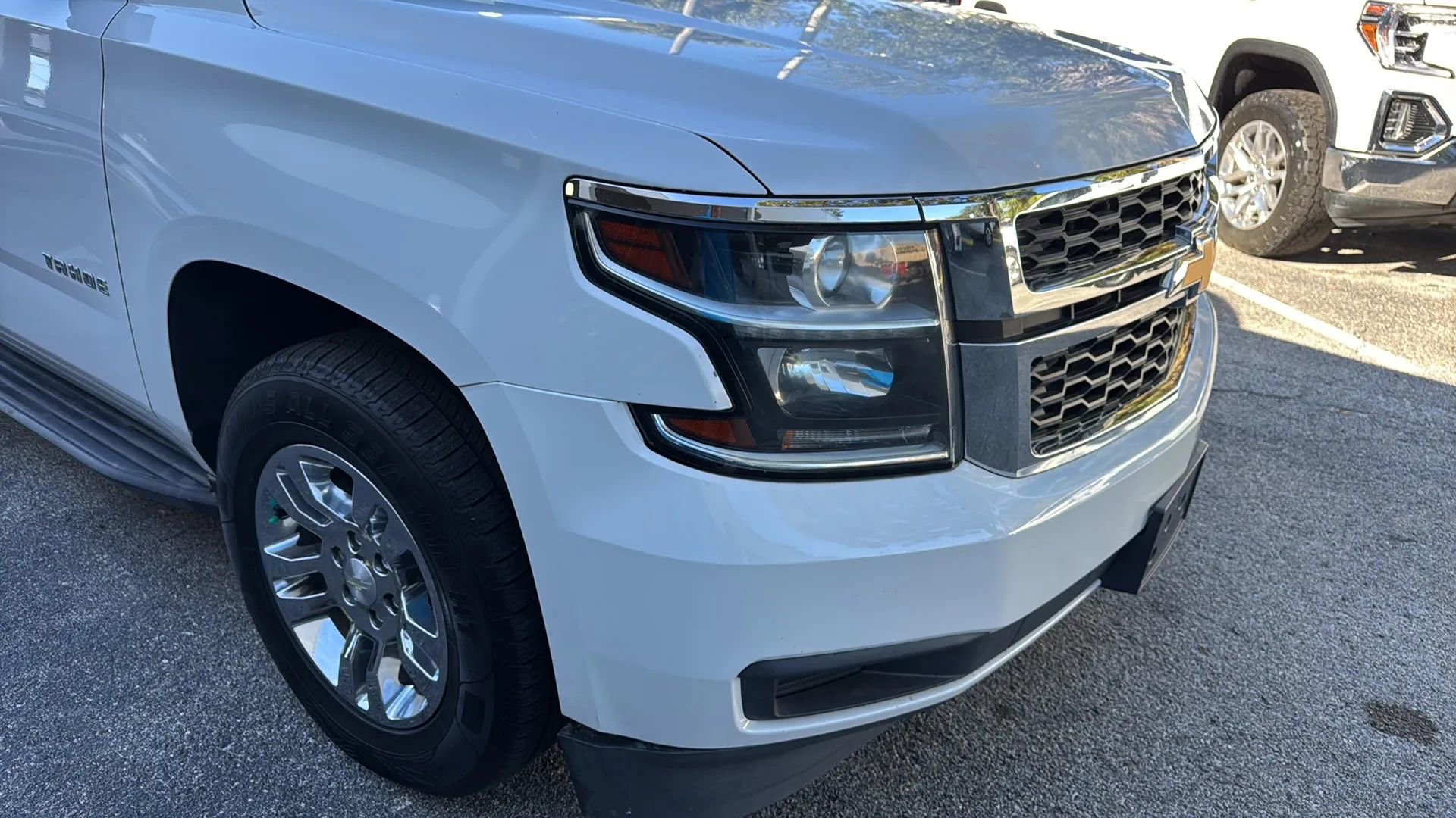 Used 2019 Chevrolet Tahoe LT AWD/4WD image 33