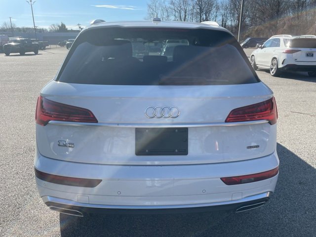 Used 2022 Audi Q5 2.0T Premium Plus w/ Premium Plus Package image 3