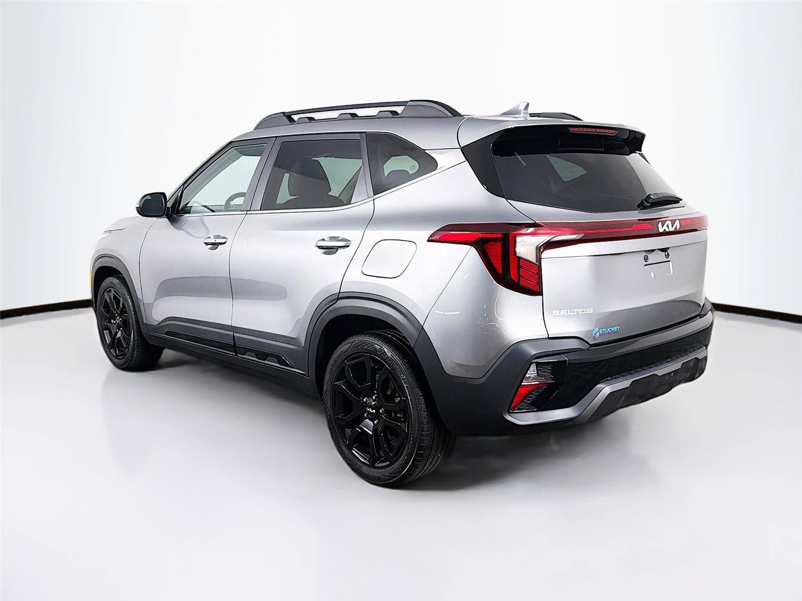 Used 2024 Kia Seltos X-Line AWD/4WD image 5