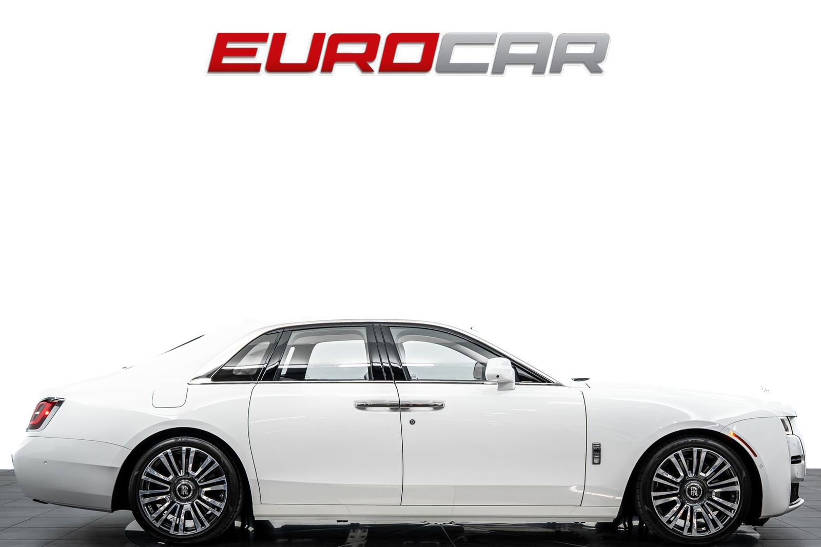 Used 2024 Rolls-Royce Ghost AWD/4WD image 7