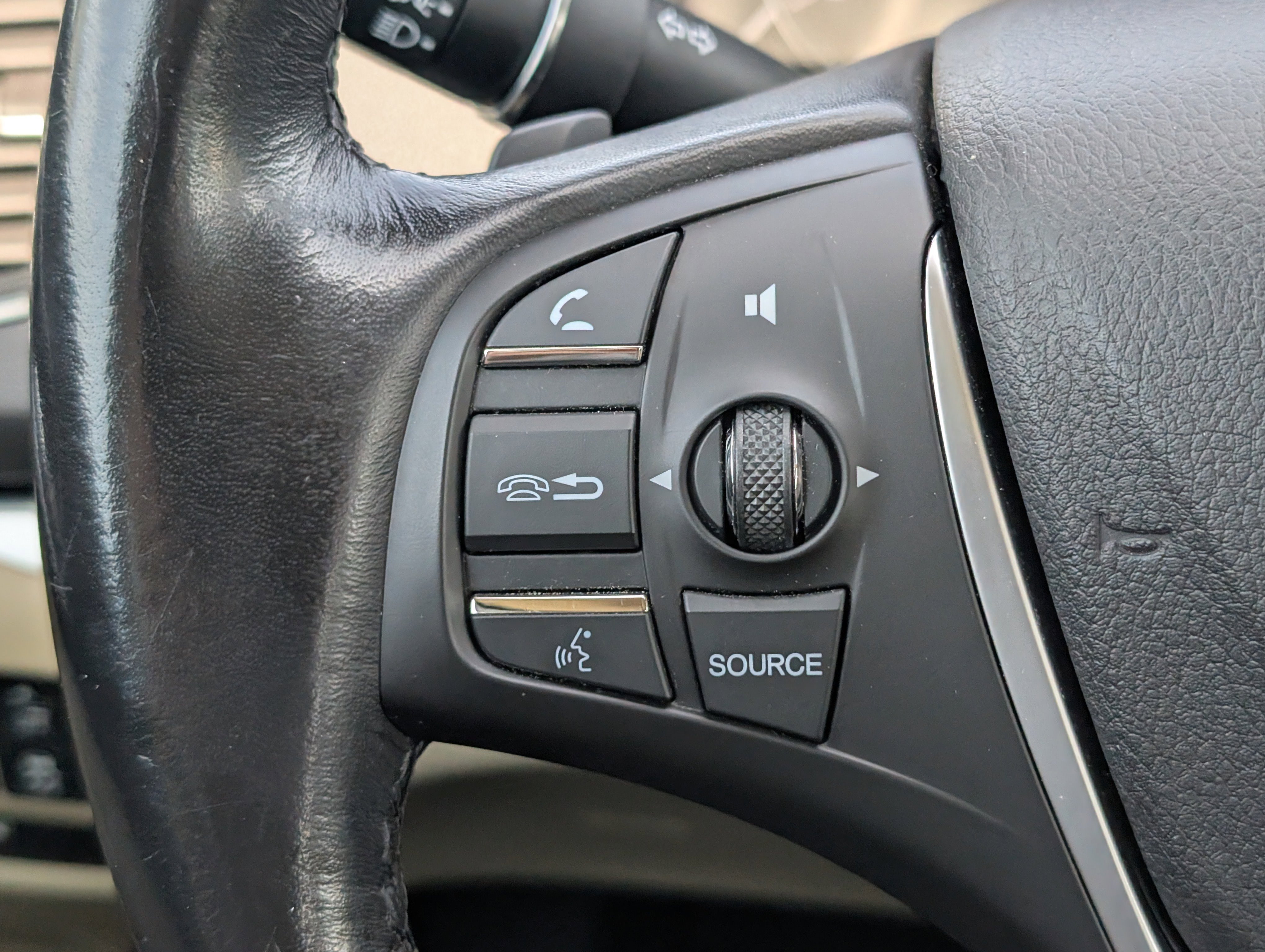 Certified 2018 Acura TLX w/ Technology Package FWD image 15