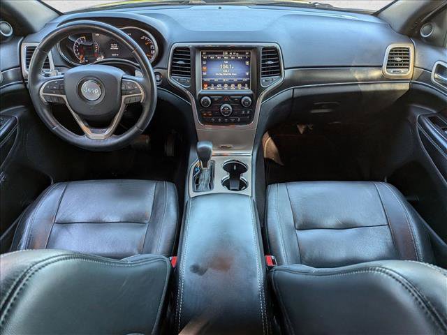 Used 2017 Jeep Grand Cherokee Limited image 16
