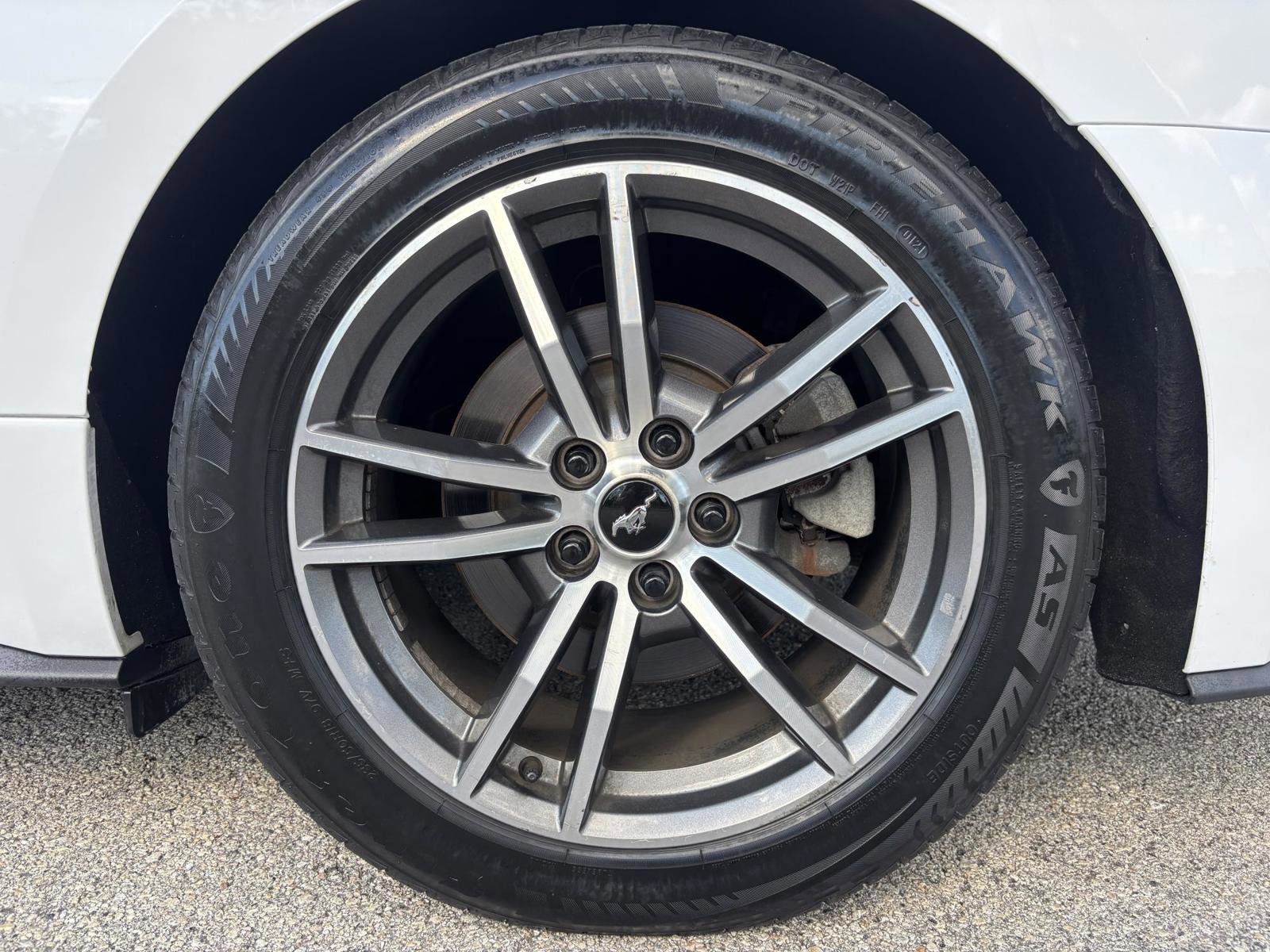 Used 2016 Ford Mustang Premium image 36