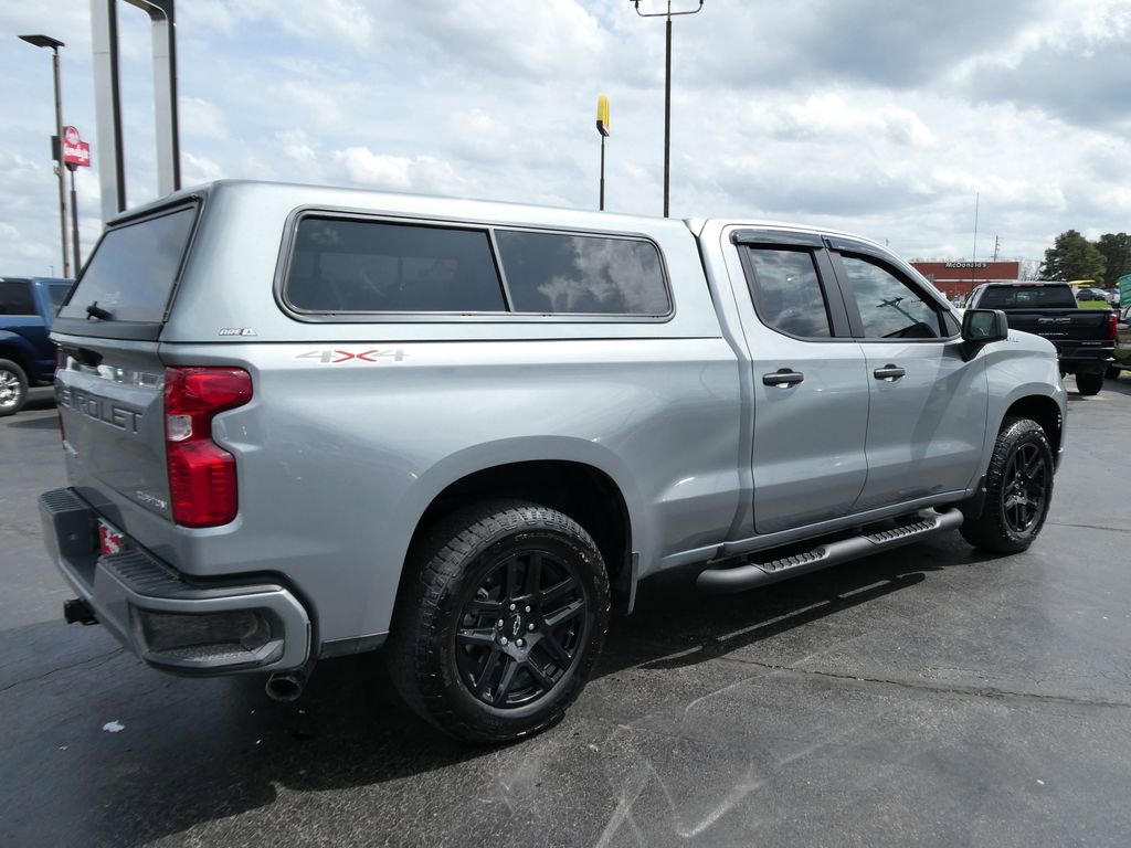 Certified 2025 Chevrolet Silverado 1500 Custom w/ Turbomax Blackout Package image 5