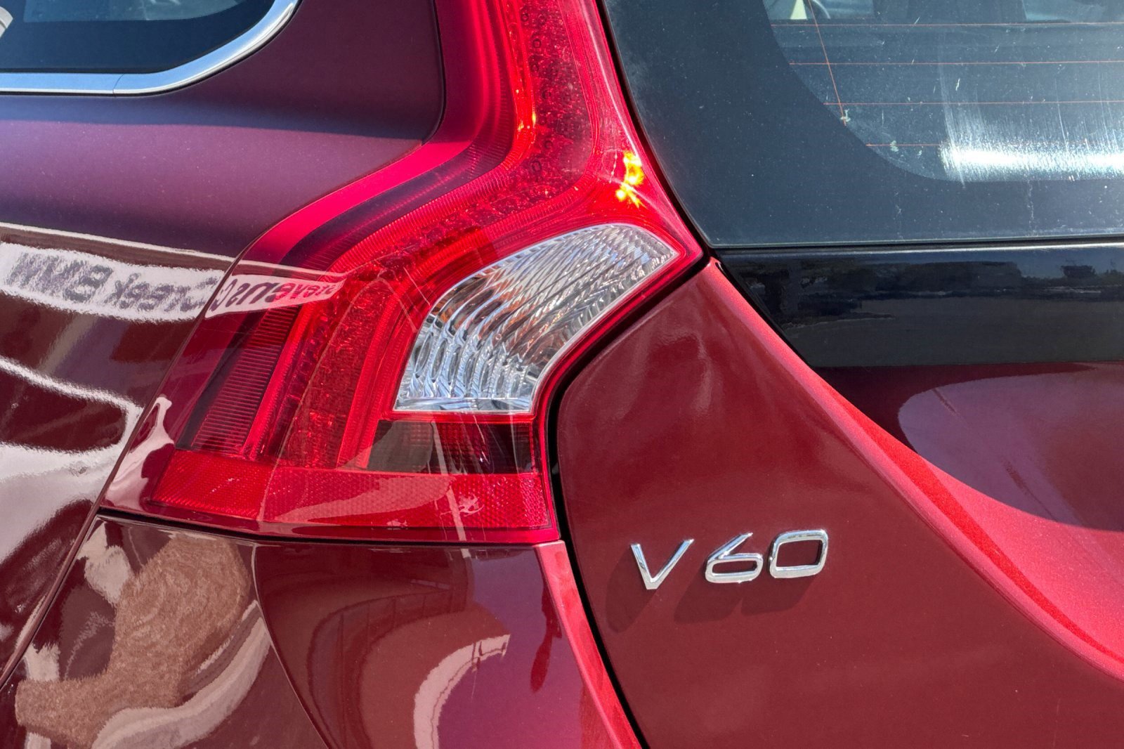 Used 2015 Volvo V60 T5 Premier w/ Convenience Package image 12