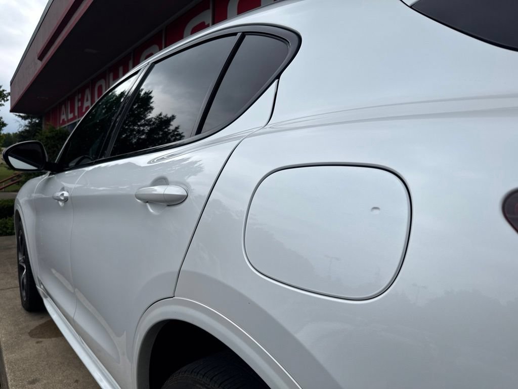 Used 2020 Alfa Romeo Stelvio Ti Sport AWD/4WD image 13
