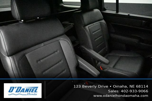 Used 2025 Hyundai Santa Fe Calligraphy AWD/4WD image 39