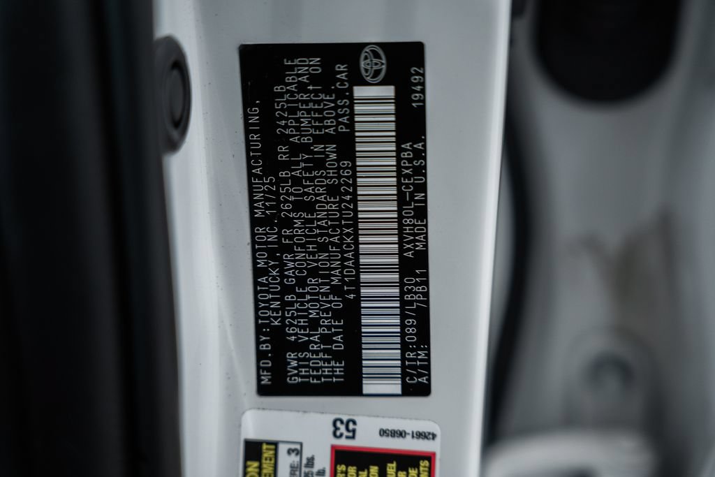 Used 2026 Toyota Camry XSE FWD image 36