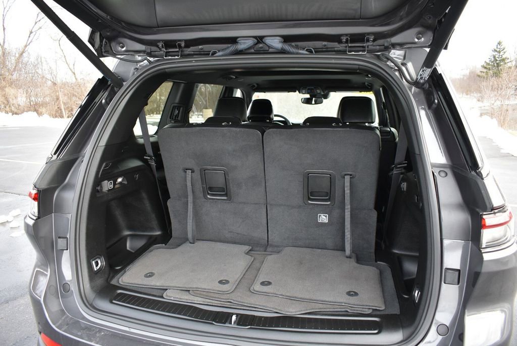 Used 2024 Jeep Grand Cherokee L Altitude image 29