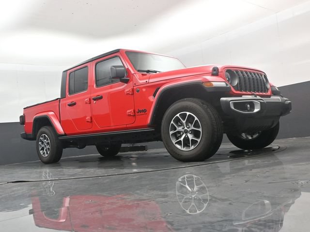 Used 2024 Jeep Gladiator Sport AWD/4WD image 38
