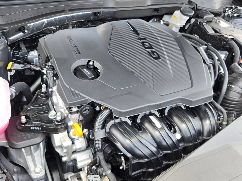Certified 2025 Hyundai Sonata SE FWD image 16