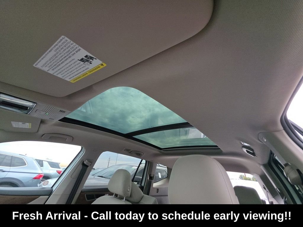 Used 2025 Volkswagen Atlas SE FWD image 10