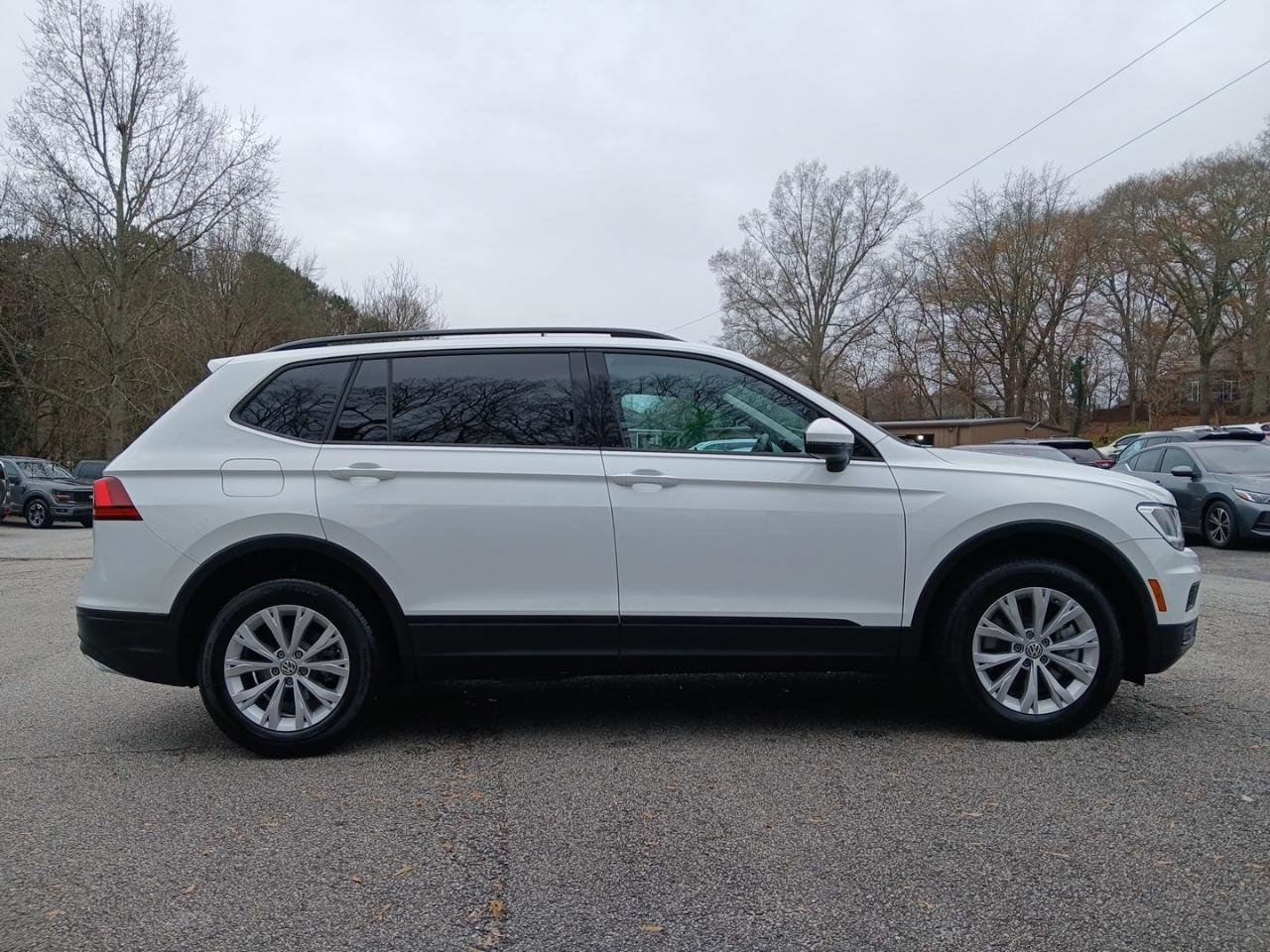 Used 2018 Volkswagen Tiguan S w/ 3rd Row Seat Package AWD/4WD image 5