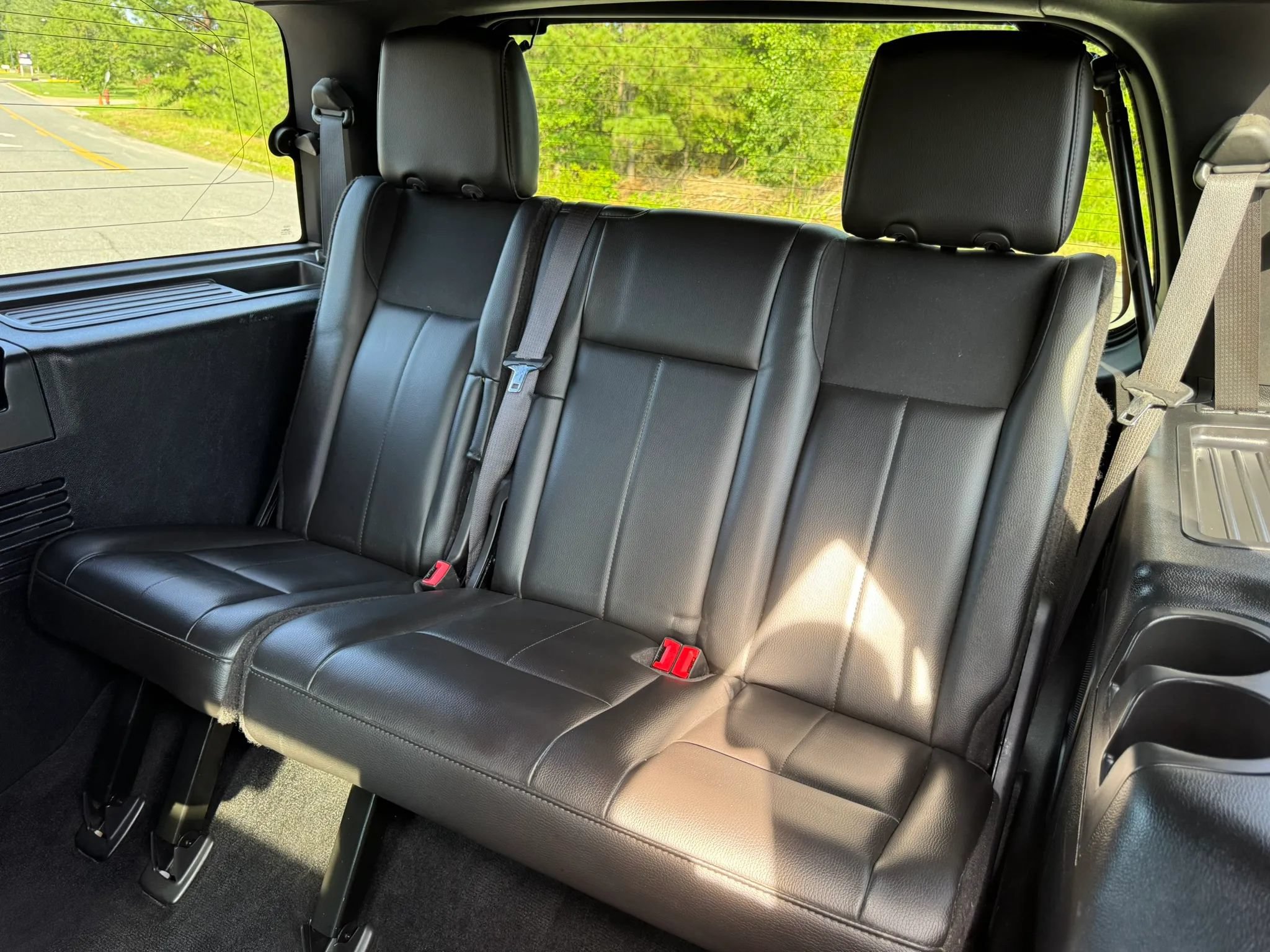 Used 2014 Ford Expedition Limited w/ Equipment Group 301A AWD/4WD image 12