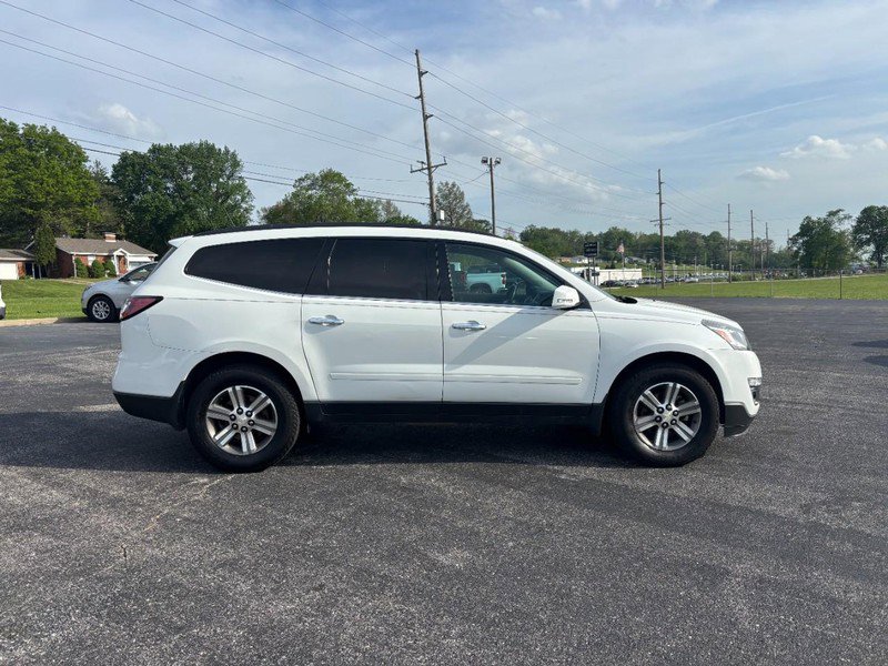 Used 2017 Chevrolet Traverse LT image 6